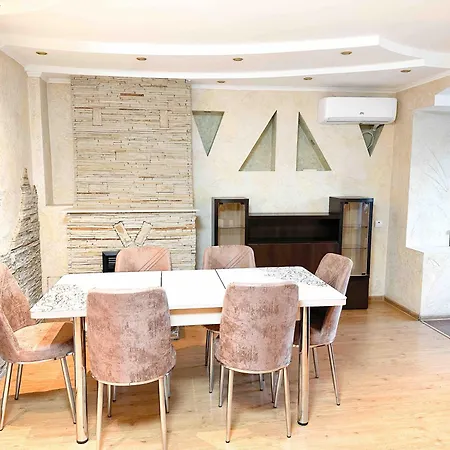 Center 2 Bedrooms Hajdeu Chisinau